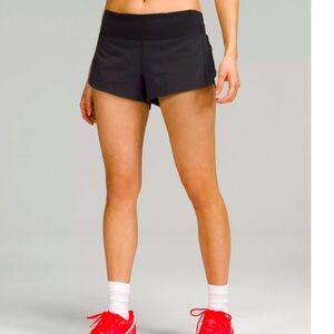Lululemon womens shorts size 4Tall/ 2Tall black